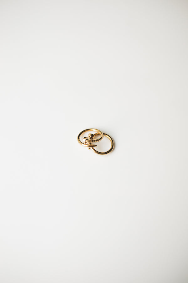 Nail Ring